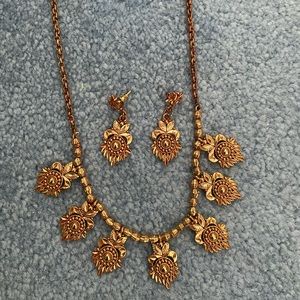 Bright Gold Leafy Floral Earring and Necklace Set